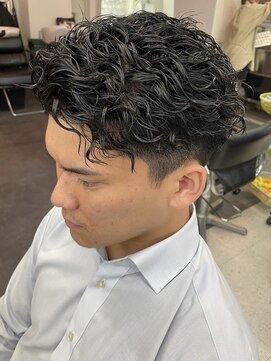 グッドタイムエフティフィフス 横浜西口(GoodTimes ft.fifth) 横浜シャドウパーマツイストスパイラルパーマセンターパート30代