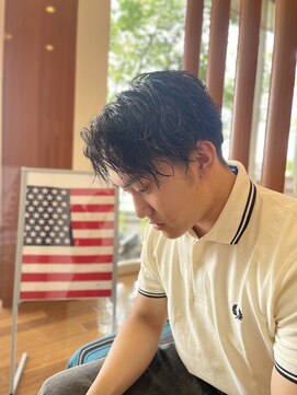 ミュウ(MIU) 緩めのパーマスタイル