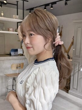 カシュカシュ 表参道(cache cache) シースルー前髪カットブリーチカラーミルクティーベージュカラー