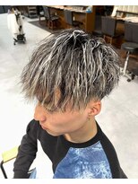 メンズサロン ガウディ 博多店(men's salon Gaudi) ホワイトメッシュ×ソフトツイスパ