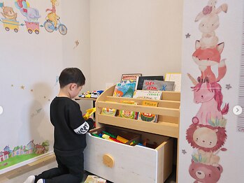 RiN HAIRの写真/【草津の隠れ家】キッズスペース完備!お子様連れでも安心のプライベートサロン!キッズカット/髪質改善