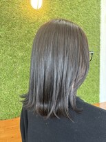 ライフビィ リフト(Lifebe Lift)&nbsp;重く見えないミディアムヘア×イルミナカラー