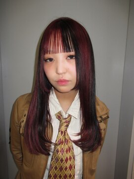 ノイル バイ キートス(neul by kiitos) レッド×ブラックのブロックカラー