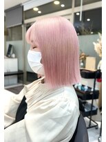 レア 新越谷(LEA)&nbsp;切りっぱなしボブエアリーロング美髪ピンクブラウン