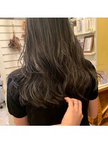 ラレイ(Lalei)&nbsp;＊ハイライト 暗めグレージュ 辻幸奈 表参道