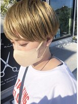 アーブル ヘアーアンドメイク(ARBRE) ブリーチダブルカラーハイトーンショートヘア