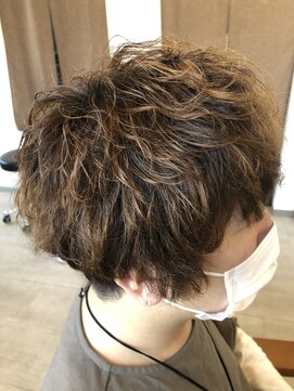 ブルービー(Blue Bee) ツイストスパイラルパーマ