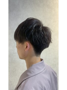 美容室 アクター ナチュラルショート