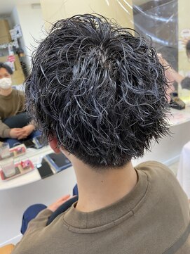 クオリス 上板橋店(QUALIS) 10代、20代おすすめツイストスパイラルマッシュ