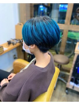 トルチェ(toRtue) ハンサムショート グラデーション ブルーカラー