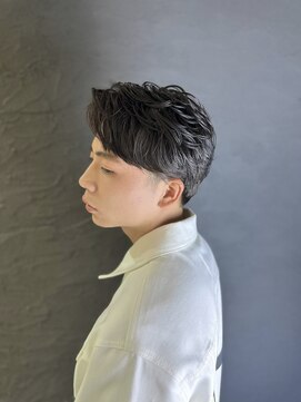 ソワン ドゥ ブレス 立花店(soin de brace) ニュアンスパーマ/センターパートカルマパーマ/フェザーパーマ