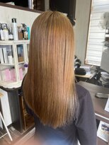 ヘアー リードレス(hair Re:dress)&nbsp;ミディアムブロンド ブリーチカラー ストレートロング