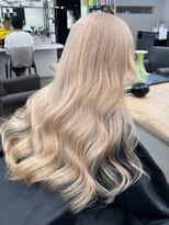 ベレーザ 渋谷(BELEZA)&nbsp;11154艶髪マロンベージュ韓国風巻きミルクティーベージュロング