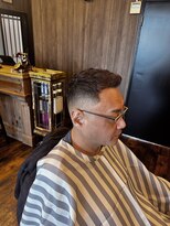 グラディ(GLADY) バーバー/メンズ/特殊パーマ/フェード/シェービング/西新井