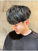 マッシュショート　メッシュカラー　スパイラルパーマ　爽やか