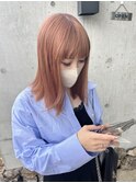 ピンクベージュ