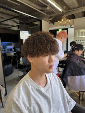 アイズ 海老名(AIZU) ツイストスパイラルパーマ　ツイストパーマ　海老名パーマ　眉毛