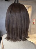 切りっぱなしボブ外ハネボブワンカラーショコラブラウンカラー
