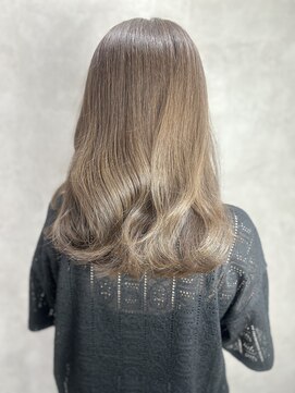 ルノン(LUNON) ホワイトグレージュミニウルフチェリーブラウンデジタルパーマ