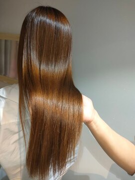 ロアゾブルーミュージアム(L'oiseau Bleu museum) 髪質改善美髪ストレートロング