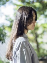 本と美容室 真鶴店 エフォートレスなイメージのロングレイヤースタイル