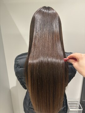 イオエ 西梅田(ioe) ブリーチなしカラー／髪質改善/ミルクティーベージュ/顔へア