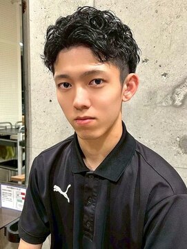 アップバングニュアンスパーマ黒髪束感メンズカット20代30代40代