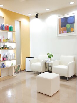 キャラヴァンビオ(CHARA vanbio)の写真/【蕨駅西口徒歩1分/平日20時まで営業】大人女性の”なりたい”を叶える☆実力派スタイリストを揃えたサロン