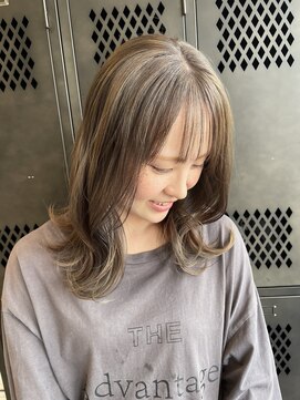 アチーブリス(achieve Liss) オリーブグレージュ