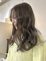 ウユ(uyu) ブリーチなしで育てたオリーブベージュ