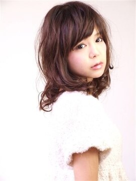 アズーア ヘアーアンドスパ(azure hair&spa) エアリーカールセミディ 【横浜駅】