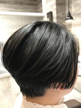 ヘアー ブランコ(hair Blanco) まとまりシルエットボブスタイル