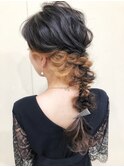編みおろしヘアアレンジ♪