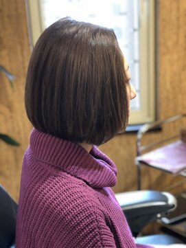 ヘアー クリエイト カルバリ(HAIR CREATE Calbari) アッシュナチュラルボブ