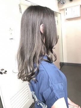 アムバイハーティエスト(AMME by HEARtiest) シークレットハイライト   グレージュ