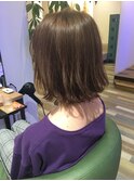 切りっぱなしボブ_アッシュベージュ