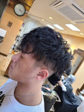 モアムー(Moremuu) メンズ セミツイストスパイラルパーマ