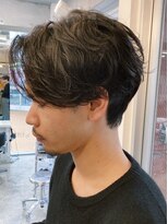 バイフィフス 原宿/表参道(by fifth)&nbsp;センターパートニュアンスパーマツーブロックメンズマッシュ