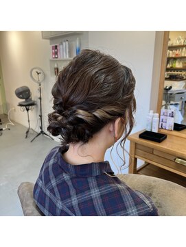 アンクル(ancre) シニョン×ミディアム×ボブ×デザインカラー×お呼ばれスタイル