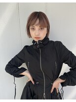 ルーヴェ(LOWE) 【なつみ】ミニボブ暖色カラー、前髪ありハイトーンカラー