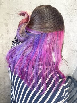 リリー ヘアーアンドビューティー(Lily) 派手髪インナーカラー