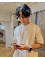 ラナ 渋谷(Lana)&nbsp;センターパートニュアンスマッシュパーマ渋谷リタッチ黒染め