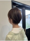 丸みショート/アッシュベージュ/透明感カラー