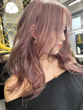 ジゼル(GiseL) ピンクカラー ダブルカラー ワインレッド  ブリーチカラー