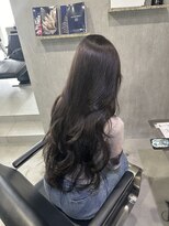 ラック(LUCK)&nbsp;レイヤーぱっつん前髪ステップボーンカットシルキー船橋/韓国