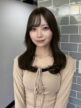 ハウス 表参道(HUIS) 艶髪アッシュブラウンくびれセミロング