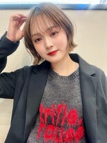 トルネード(TORNADO) フェイスレイヤーボブ 透明感カラー 切りっぱなしベージュt223