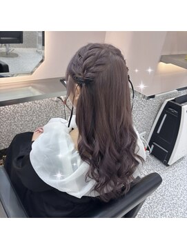 アリエス 八重洲店(Aries) もこもこハーフツイン