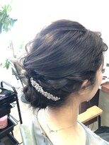 シーン(SeeN.) ねじねじルーズアップヘア