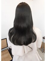 オルセン(OLSEN) グレージュ/暗髪/艶髪